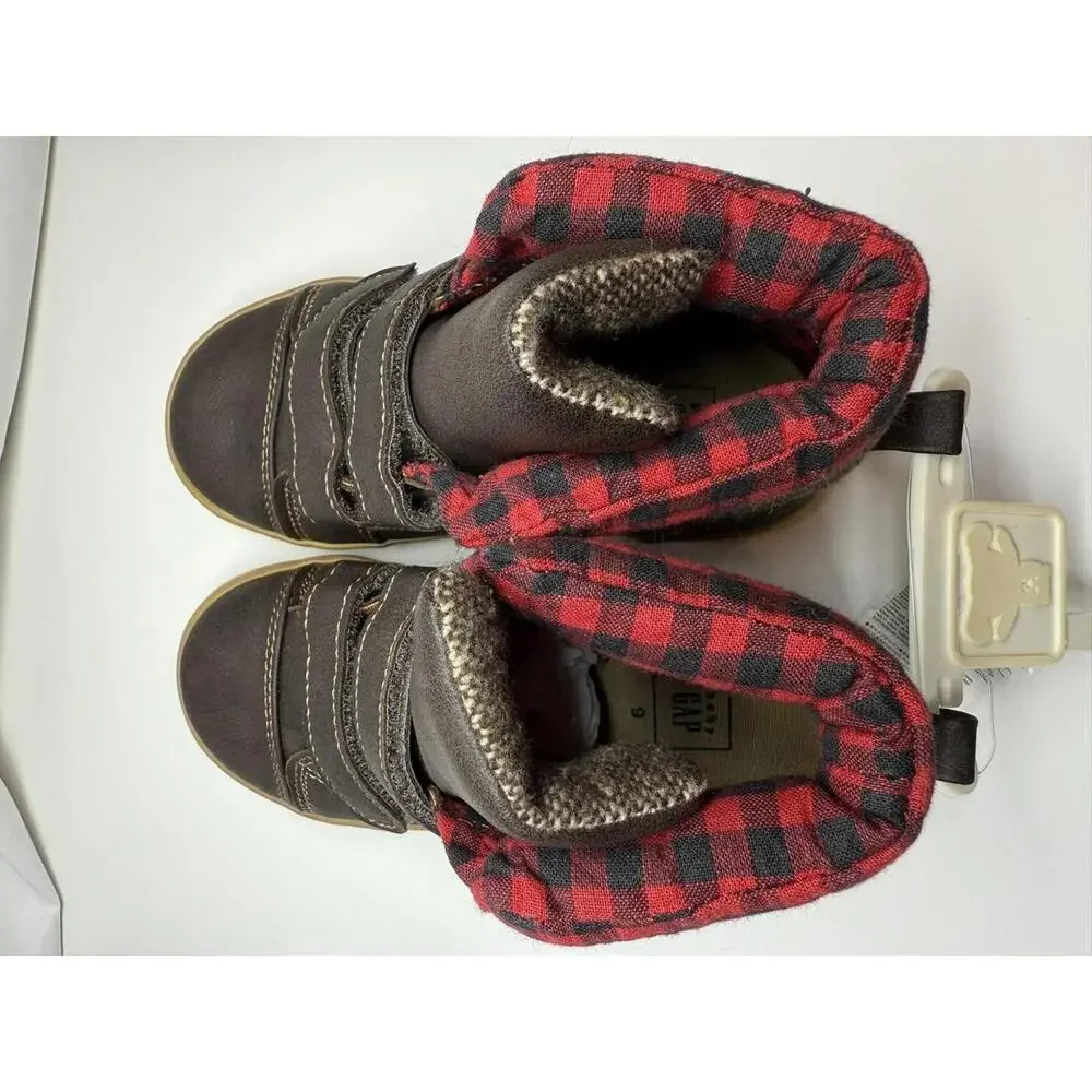 GAP shoes boys